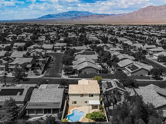 4th image of 8065 Desert Cloud Ave