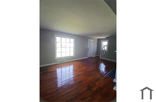 17404 Glendale Ave Photo 1