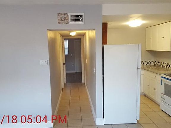 5th image of 311 Avandia Ct APT 7