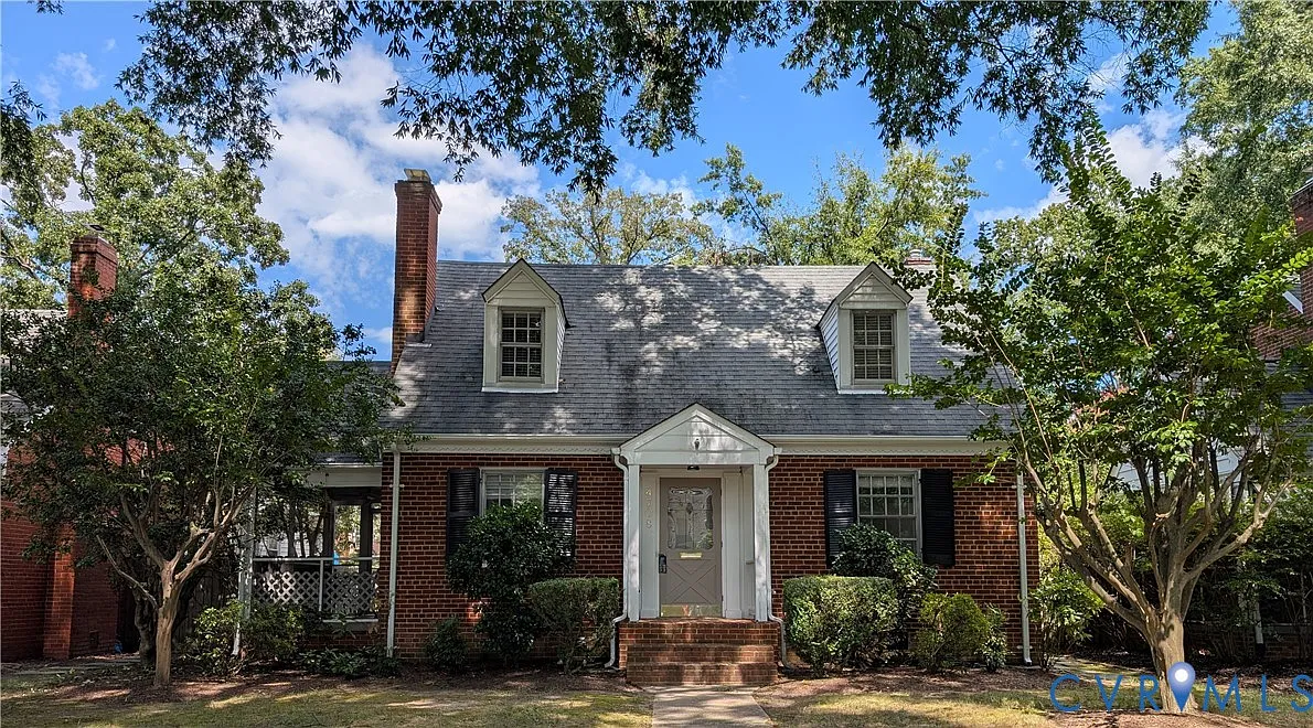 3 bed, 1.5 bath, 1900 sqft, $3,000 — Photo 1
