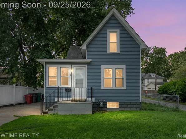 9 Hubbard St, Mount Clemens, MI 48043