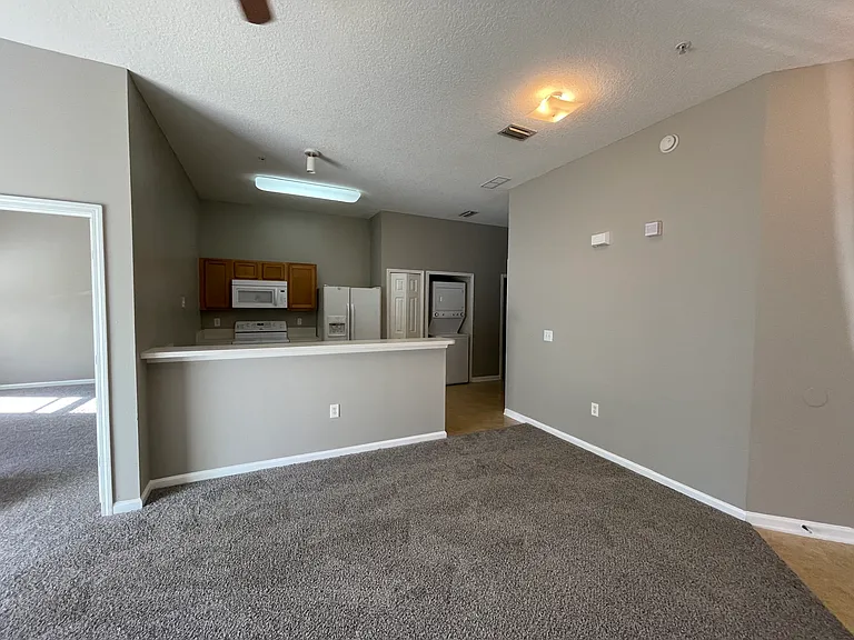 6081 Maggies Cir #105 — Photo 4