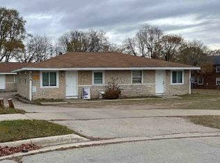 2075 Imperial Ln #B, Green Bay, WI 54302