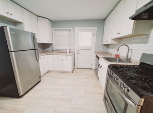 160 Wardwell St APT 3, Stamford, CT 06902