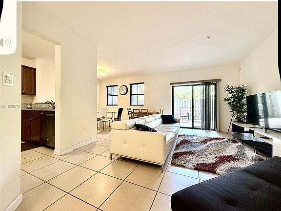 2nd image of 10600 NW 88th St #1106