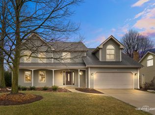 1319 Hamlet Rd, Naperville, IL 60564