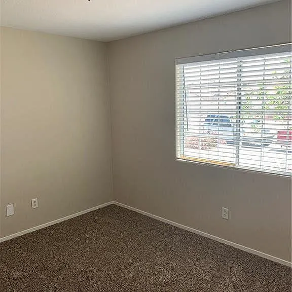 2902 Crisp Wind Ct — Photo 7