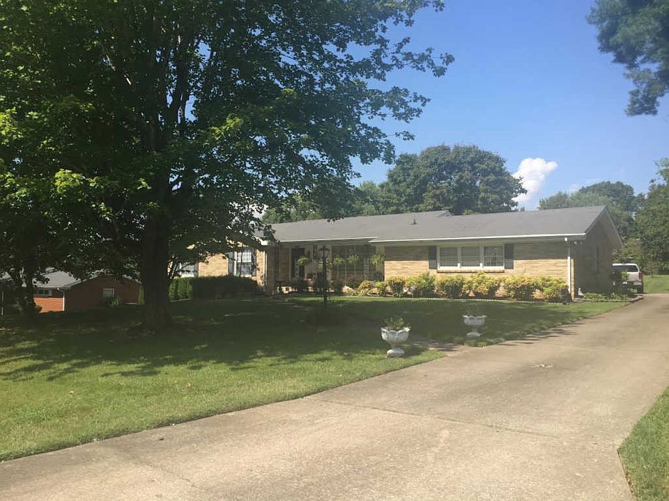1st image of 105 Crestmore Dr