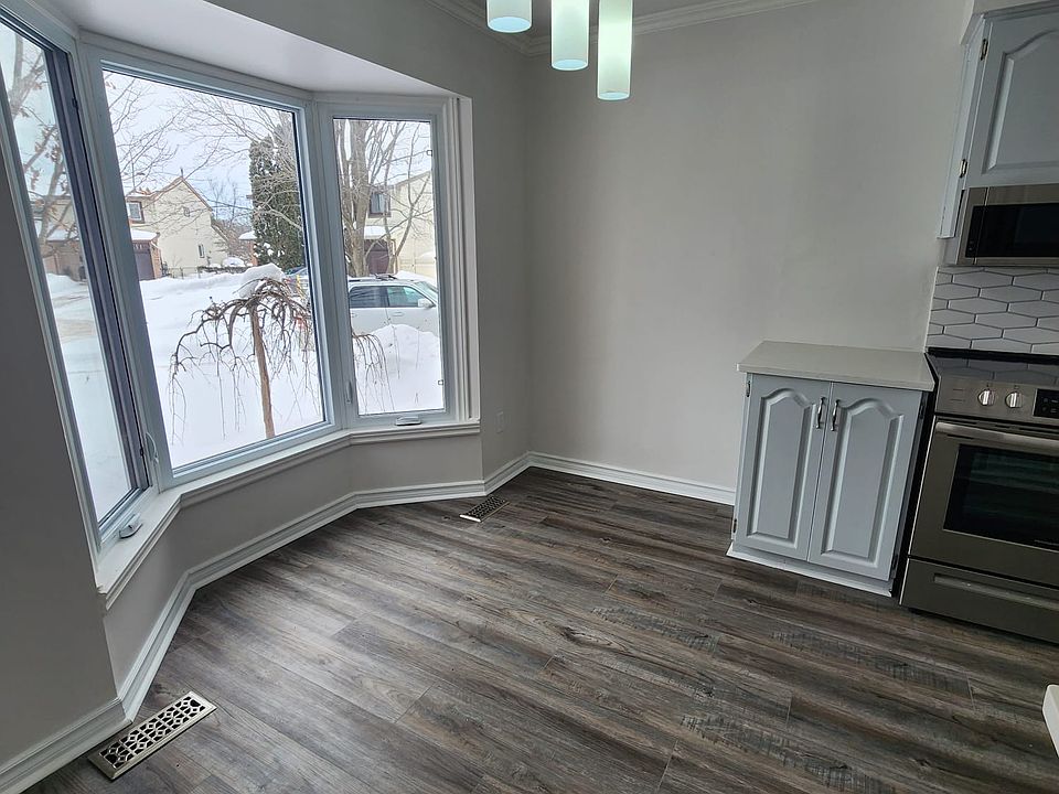 1st image of 3372 Uplands Dr #1