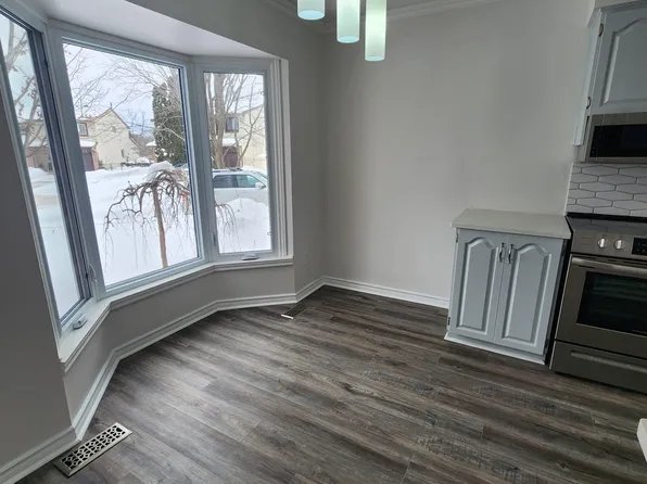 3372 Uplands Dr #1, Ottawa, ON K1V 0E3