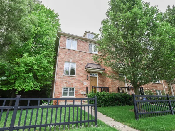 495 Mearns Ave, Clarington, ON L1C 5M5