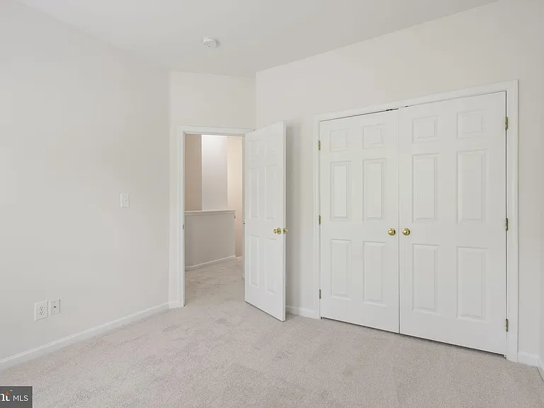 2225 Potomac Club Pkwy — Photo 22