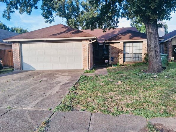 5315 Barberry Dr