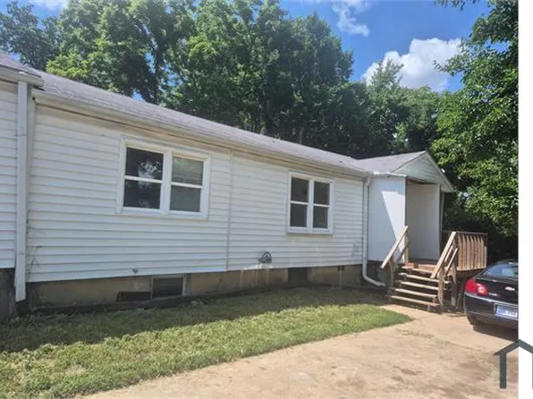 1854 E 78th St, Kansas City, MO 64132