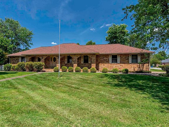 2nd image of 806 Morningside Dr