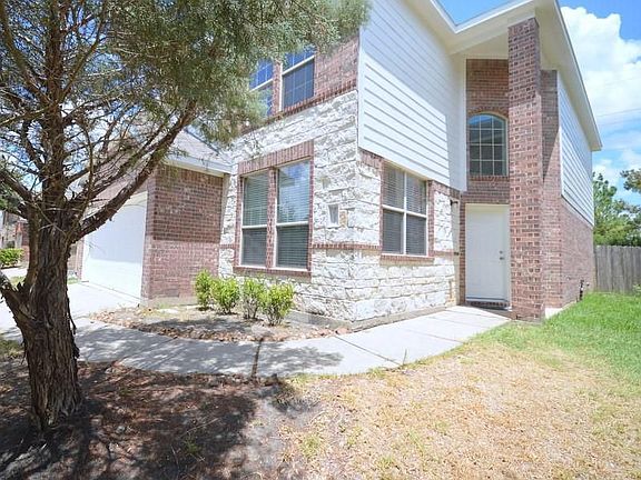 2nd image of 26346 Longview Creek Dr