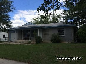 1st image of 909 Chalk St