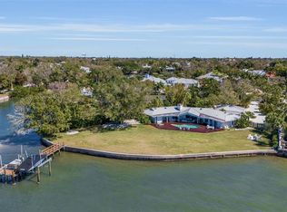 1306 S Lake Shore Dr, Sarasota, FL 34231