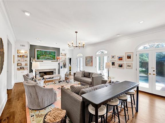 5th image of 4 Savannah Ct