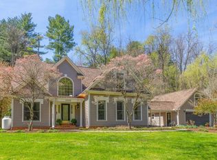 1202 Park Rd, Radford, VA 24141