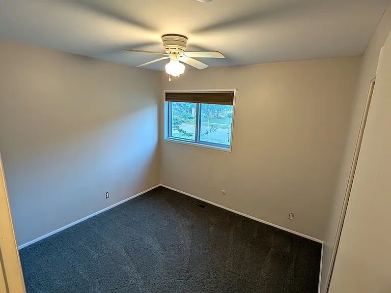 2734 Hampshire Rd — Photo 17