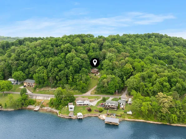 2202 Jones Bend Rd, Louisville, TN 37777