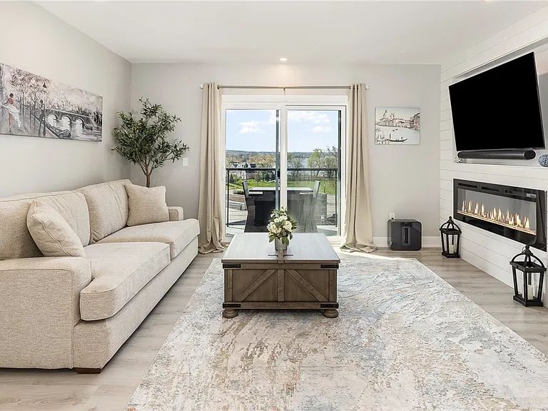 205 Lakeshore Dr #403 — Photo 13