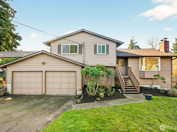 19809 Ashworth Avenue N, Shoreline, WA 98133