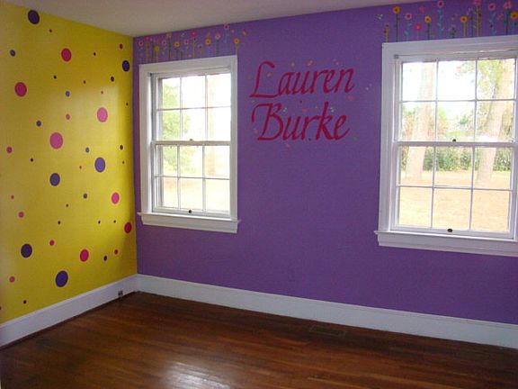 3rd image of 1611 N Church St
