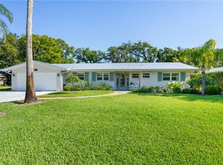 715 Iris Ln, Vero Beach, FL 32963