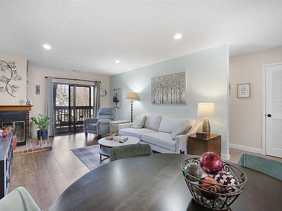 5th image of 2307 Yosemite Park Ct APT C