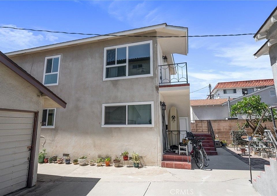 1st image of 1267 W 7th St