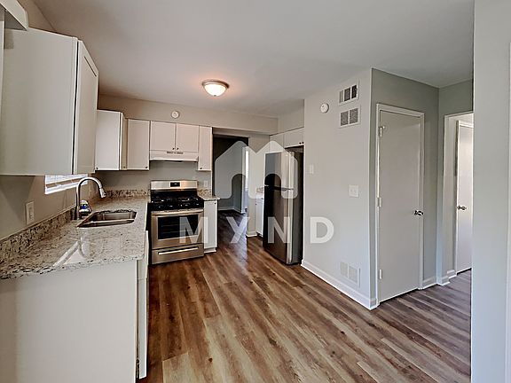 4th image of 6273 Creekford Ln
