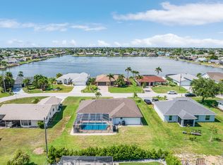 428 SW 37th St, Cape Coral, FL 33914