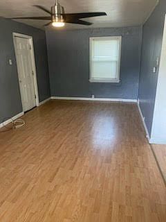 4th image of 832 Marvin Ave