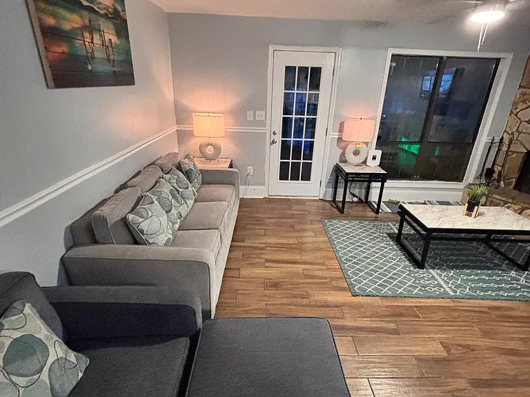 303 Leisure Lake Dr — Photo 3