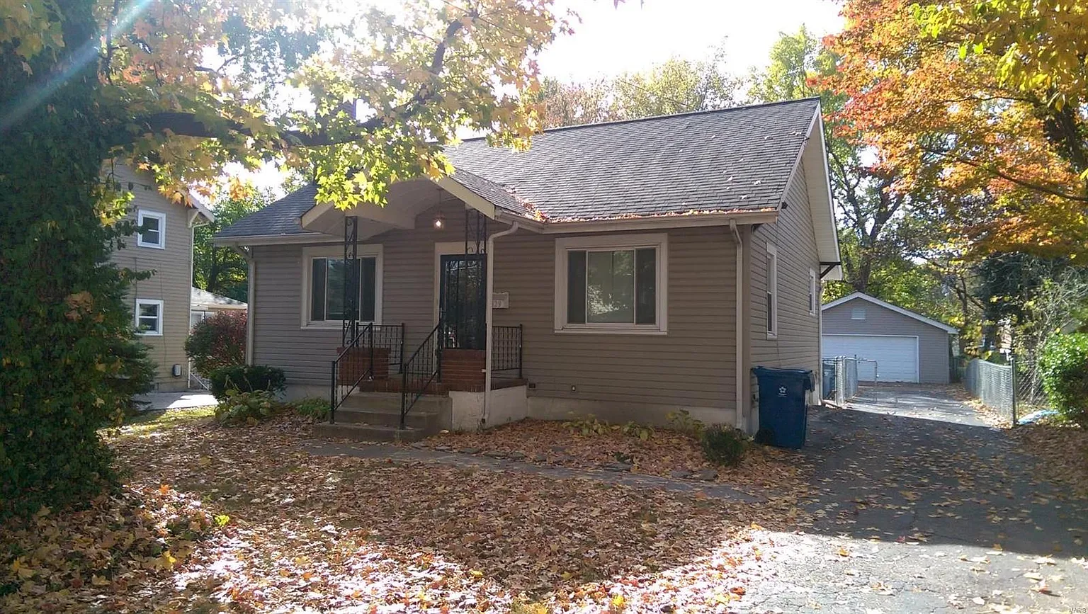 429 S Clark Ave photo 1