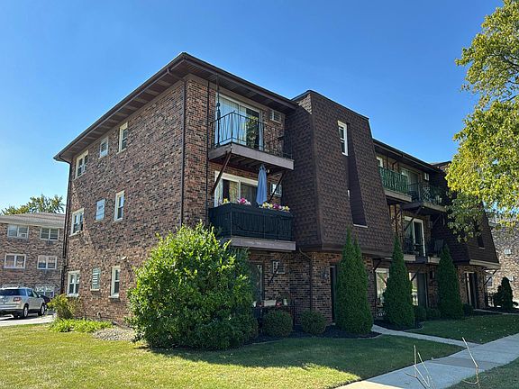 3rd image of 7005 99th St APT 2W