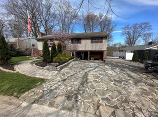 2453 Charleston Ave, Vestal, NY 13850