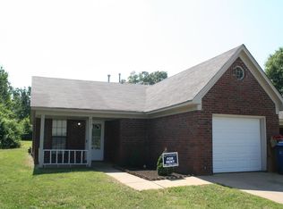 9793 Riggan Dr, Olive Branch, MS 38654