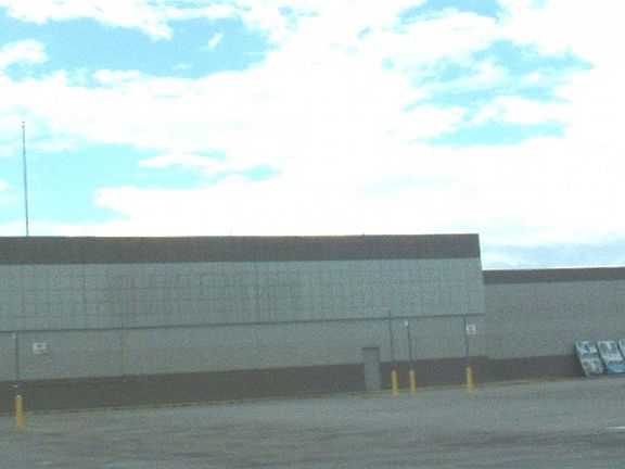 2nd image of 1556 Main St E