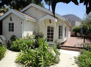 3392 Floyd Ter, Hollywood, CA 90068
