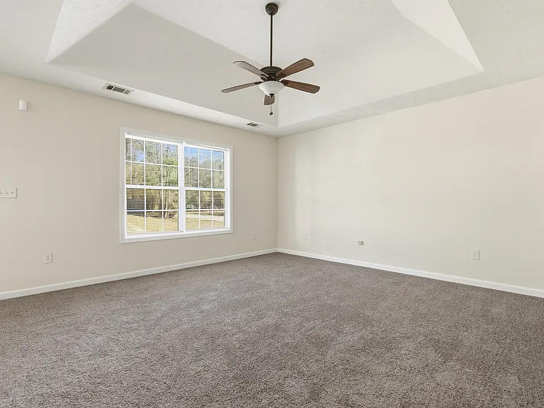 701 Pine Hill Ct — Photo 3