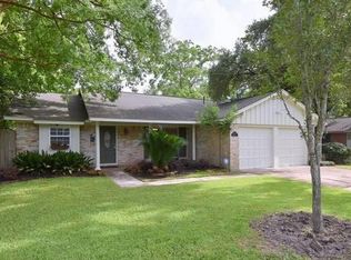 9619 Meadowcroft Dr, Houston, TX 77063