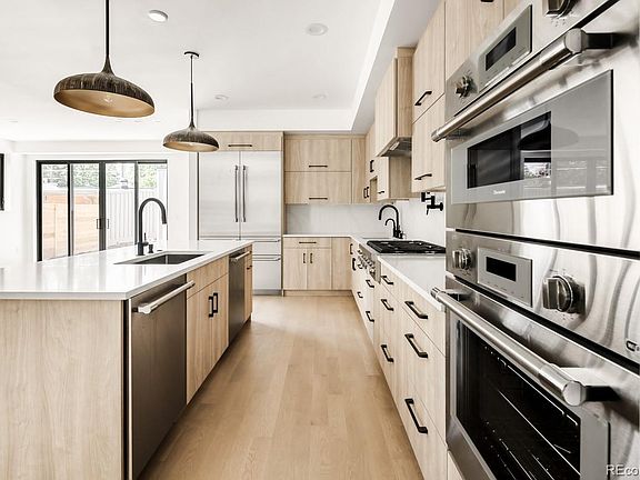 4th image of 4427 Zuni Street