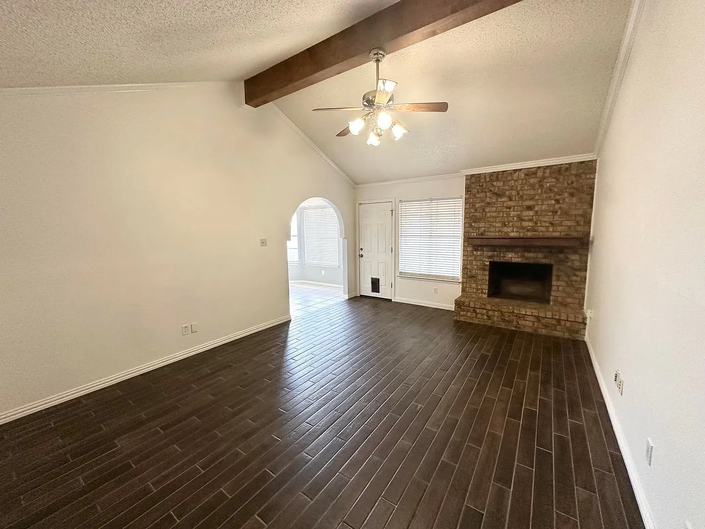 3 Bedroom 2 Bathroom Ready to Rent 10/1/26 — Photo 2