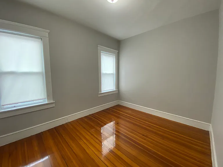 17 Roseclair St #3 — Photo 6