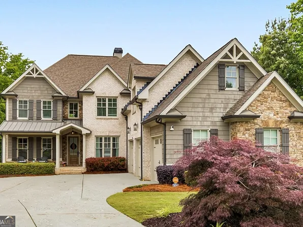 4856 Grandview Ct, Flowery Branch, GA 30542