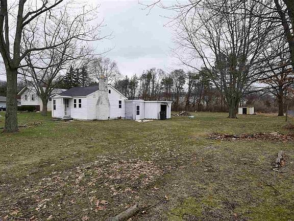 2nd image of 2704 County Road 15