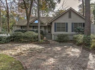 16 Otter Rd, Hilton Head Island, SC 29928